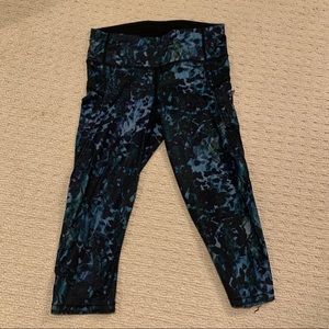 Lululemon Cropped Leggings